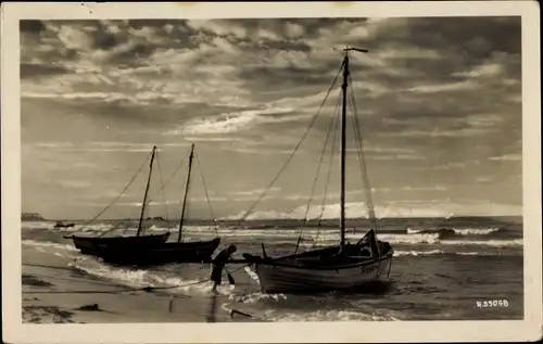 Ak Ostseebad Ahlbeck Heringsdorf auf Usedom, Strandmotiv, Boote