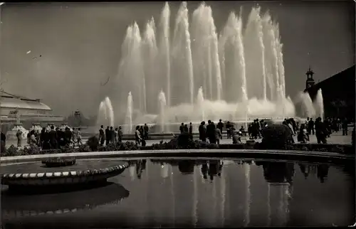 Ak Barcelona Katalonien Spanien, Parque de Montjuich, Fuente Monumental