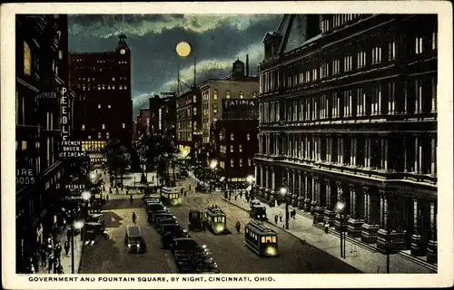 Ak Cincinnati Ohio USA, Regierung und Fountain Square bei Nacht