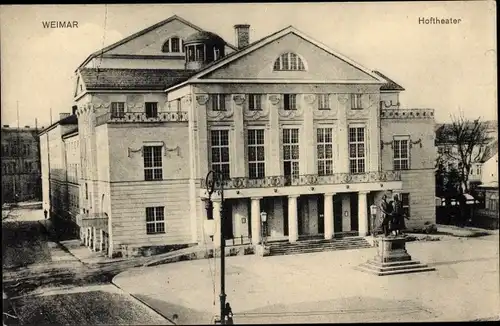 Ak Weimar in Thüringen, Hoftheater, Denkmal