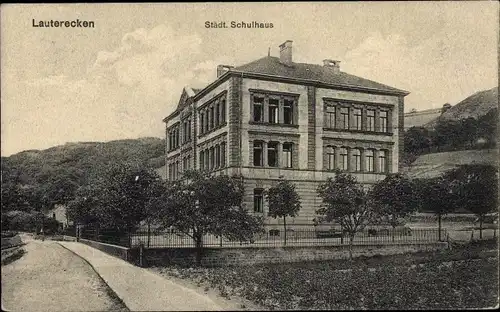 Ak Lauterecken in der Pfalz, Städtisches Schulhaus