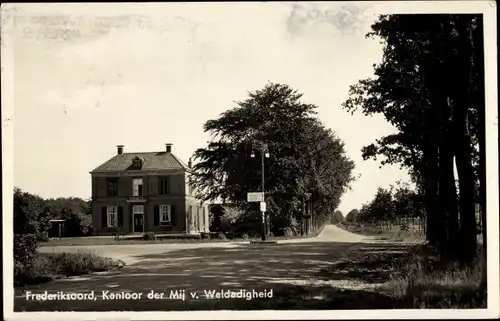 Ak Frederiksoord Drenthe, Maatschappij van Weldadigheid, Geschäftsgebäude