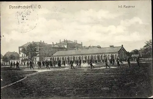 Ak Donnerschwee Oldenburg in Oldenburg, Infanterie-Kaserne