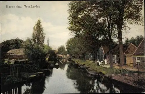 Ak Monnikendam Waterland Nordholland Niederlande, Bloemendaal, Häuser, Fluss, Boote