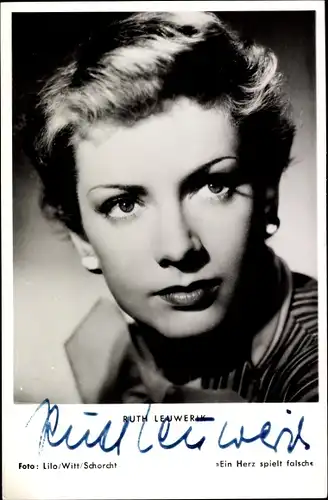 Ak Schauspielerin Ruth Leuwerik, Portrait, Autogramm