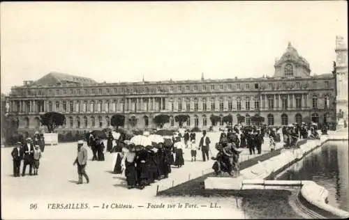 Postkarte Versailles Yvelines, Schloss, Fassade am Park