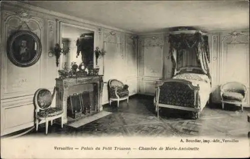 Ak Versailles Yvelines, Petit Trianon Palace, Schlafzimmer von Marie Antoinetteq