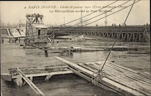 Ak Überschwemmungen in Paris, Le Metropolitain, Pont Mirabeau