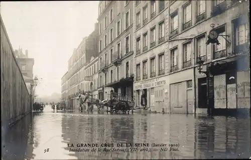 Ak Paris VII, Rue Surcouf, Die Seine-Überschwemmung von 1910