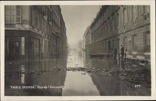 Ak Paris VII, Rue de l'Université, Paris überschwemmt, die große Seine-Flut im Januar 1910