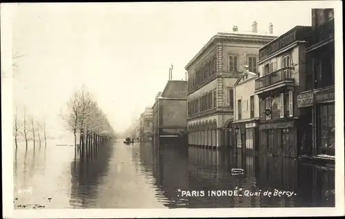 Postkarte Paris XII Reuilly, Quai de Bercy, Die Seine-Überschwemmung von 1910