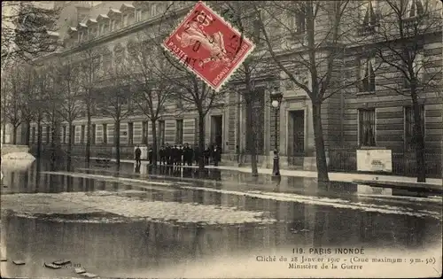 Ak Paris VII, Kriegsministerium, Die große Seineflut am 28. Januar 1910