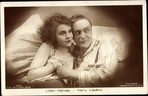 Ak Schauspieler Harry Liedtke und Lilian Harvey, Filmszene