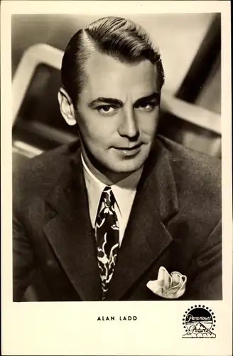 Ak Schauspieler Alan Ladd, Portrait, Paramount Pictures