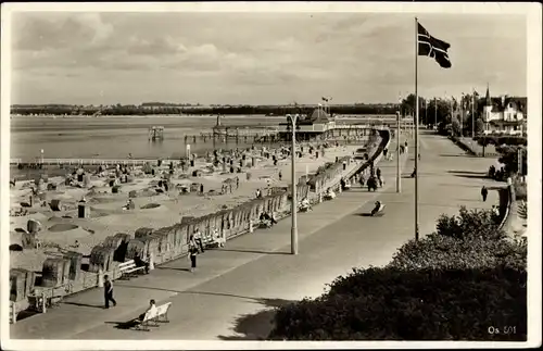 Ak Lübeck Travemünde, Strand, Promenade