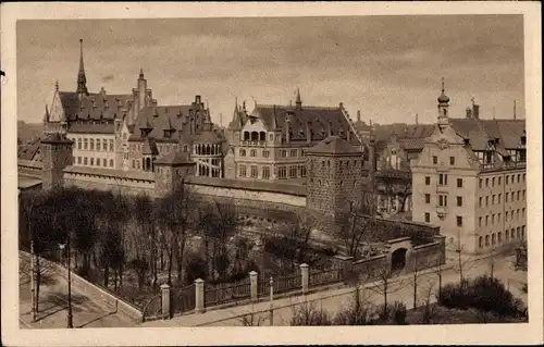 Ak Nürnberg in Mittelfranken, Mauer, Germanisches Museum