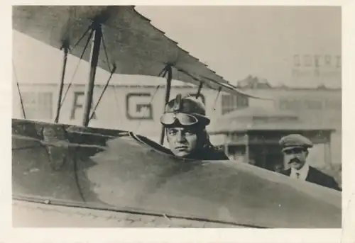 Sammelbild Helden der Luft, Serie G Bild 47 Viktor Stöffler auf Aviatik-Pfeil-DD 1913