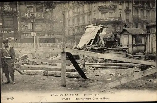 Ak Paris, Überschwemmung der Seine, Januar 1910, Zusammenbruch des Gerichts von Rom