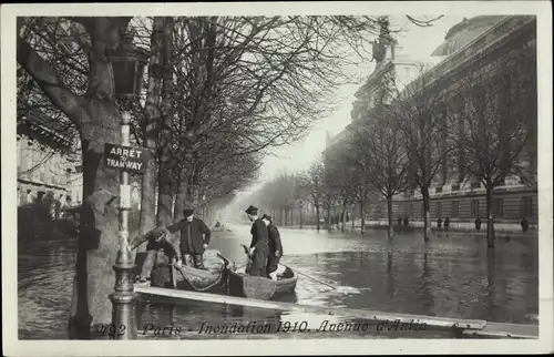 Postkarte Paris IX, Überschwemmung der Seine 1910, Avenue d'Antin