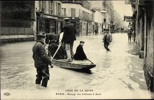 Ak Paris XV., Überschwemmung der Seine, Überfahrt der Einwohner nach Javel