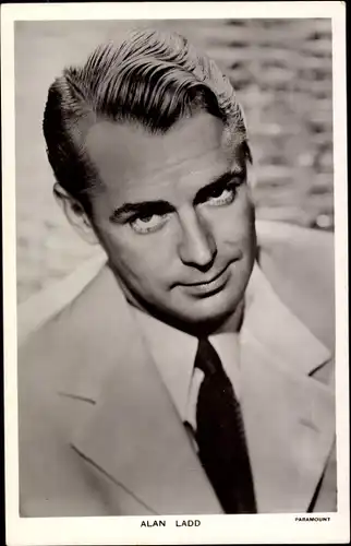 Ak Schauspieler Alan Ladd, Portrait, Paramount