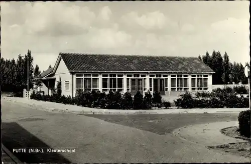 Ak Putte Nordbrabant, Kindergarten