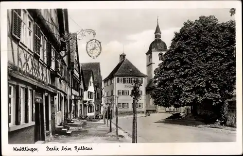 Ak Knittlingen in Württemberg, Beim Rathaus, Geschäft B. Würth