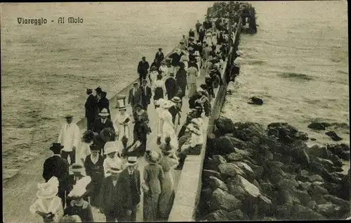 Ak Viareggio Toscana, Al Molo