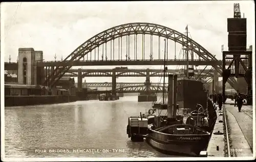 Ak Newcastle upon Tyne Northumberland England, Vier Brücken