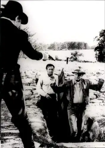 Foto Schauspieler Wichard Widmark, William Holden, Filmszene Alvarez Kelly, Pressefoto