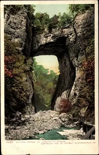 Ak Natural Bridge Virginia USA, Blick nach oben