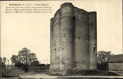 Ak Houdan Yvelines, Donjon