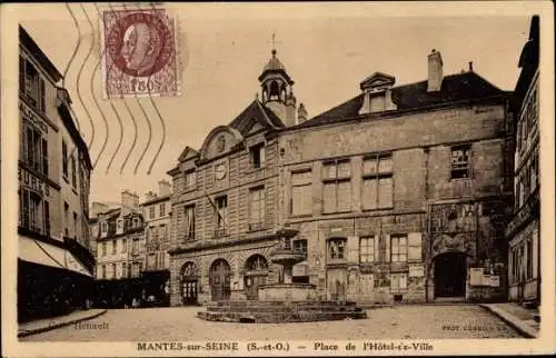 Ak Mantes sur Seine Yvelines, Place de l'Hotel de Ville