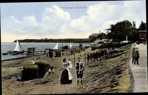 Ak Ostseebad Niendorf Timmendorfer Strand, Segelboote, Promenade