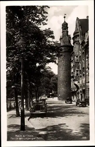 Ak Halle Saale, Leipziger Turm, Automobil