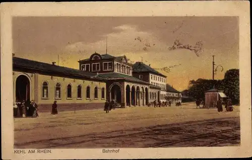 Ak Kehl am Rhein, Bahnhof, Straßenseite