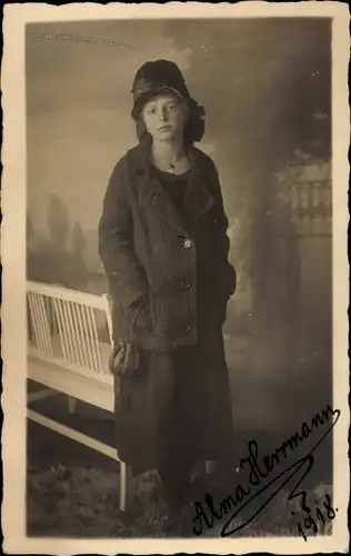 Foto Ak Schauspielerin Alma Herrmann, Portrait, Autogramm