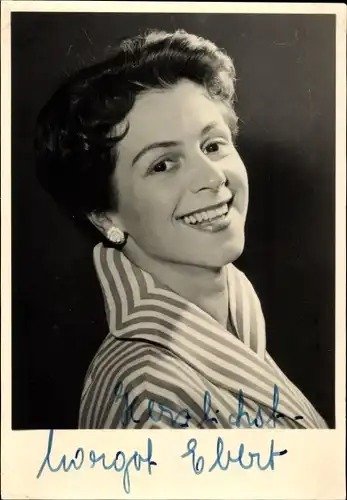 Foto Schauspielerin Margot Ebert, Portrait, Autogramm