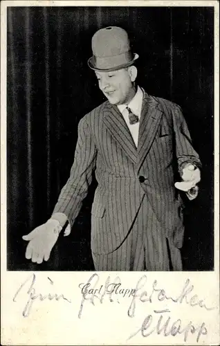 Ak Schauspieler  und Kabarettist Carl Napp, Portrait im Nadelstreifenanzug, Autogramm