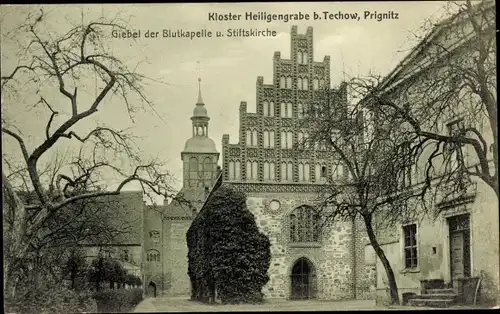 Ak Heiligengrabe in der Prignitz, Kloster Heiligengrabe, Giebel der Blutkapelle und Stiftskirche