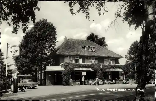 Ak Stroe Gelderland Niederlande, Hotel Pension van der Weij, Tankstelle