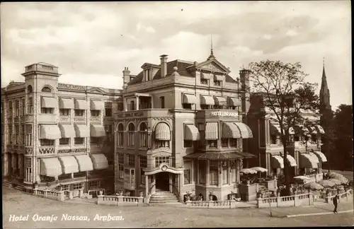 Ak Arnhem Gelderland Niederlande, Hotel Oranje Nassau, Kirchturm