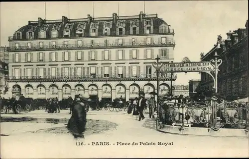Ak Paris I., Place du Palais Royal, Metropolitain Station