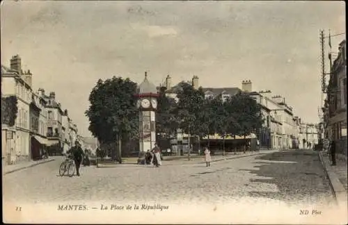 Ak Mantes Yvelines, Place de la République