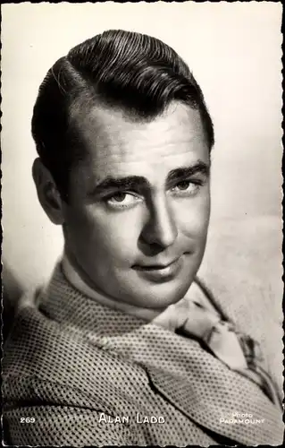 Ak Schauspieler Alan Ladd, Portrait, Paramount