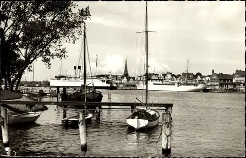 Ak Ostseebad Travemünde Lübeck, Hafen, Dampfschiffe, Segelboote