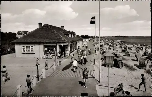 Ak Ostseebad Kellenhusen in Holstein, Promenade, Strand, Strandkörbe, Badegäste, Passanten