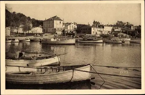 Ak Ile de Porquerolles Iles d'Hyères Var, Panorama vom Jetee aus aufgenommen