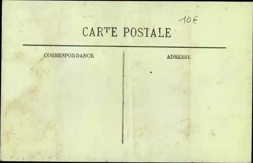 Ak Überschwemmungen von Paris 1910, Stapellauf von Rettungsbooten