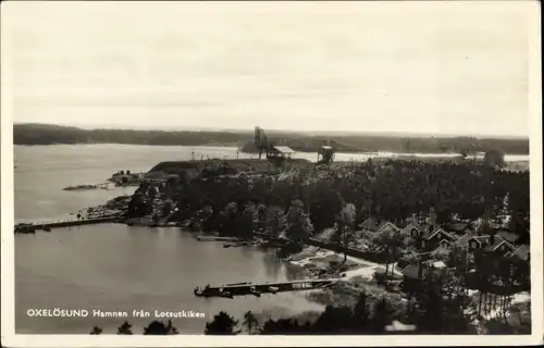 Ak Oxelösund Södermanlands Schweden, Hamnen fran Lotsutkiken